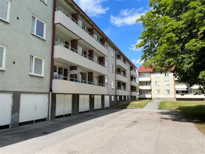 Hyresrätt med 3 rum på Lövåsvägen 10 i Katrineholm, bild 4 av 5