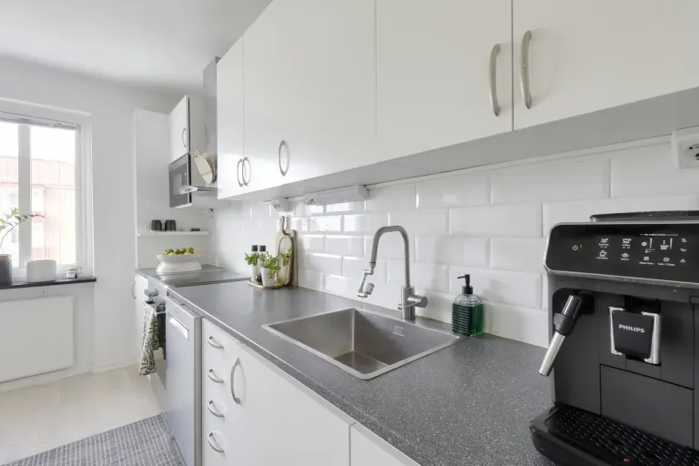 Bostadsrätt med 3 rum på Östra Midvintersgatan 18 i Göteborg, bild 3 av 4