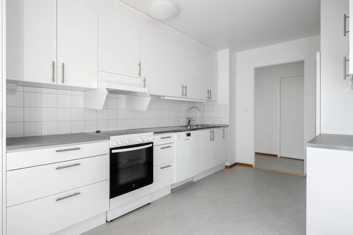 Hyresrätt med 4 rum på Bodastigen 11 i Södertälje, bild 4 av 5