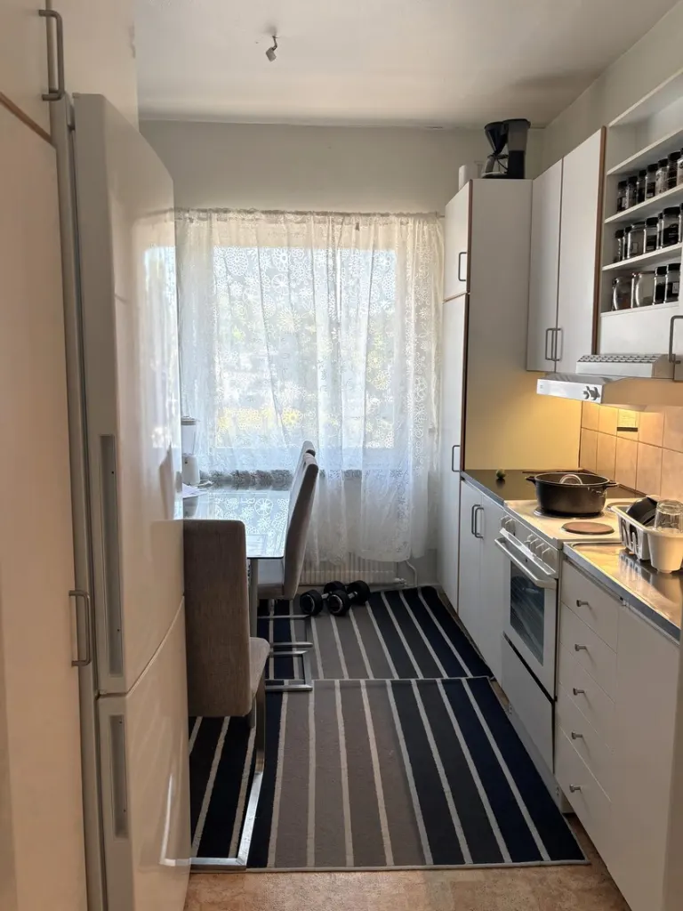 Hyresrätt med 2 rum på Vintergatan 11 i Uddevalla, bild 2 av 5