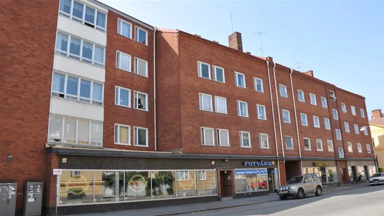 Hyresrätt med 2 rum på Karlslundsgatan 3 i Örebro, bild 2 av 4