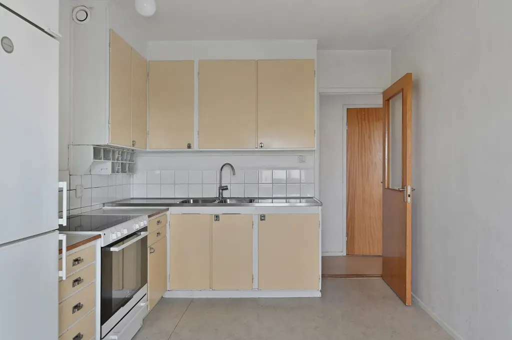 Bostadsrätt med 2 rum på Tornslingan 41 i Huddinge, bild 3 av 4