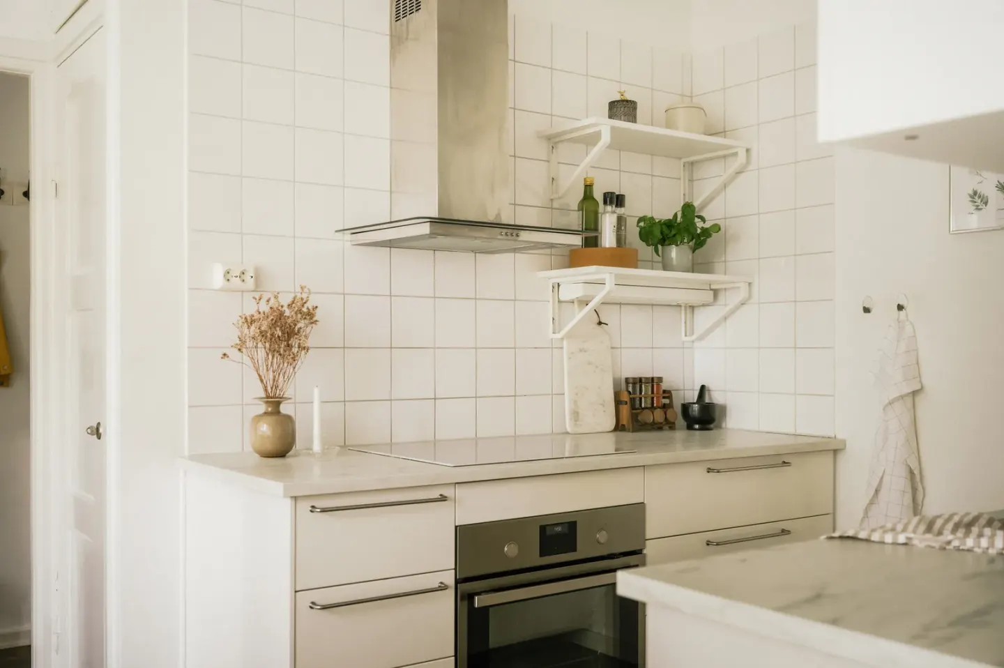 Bostadsrätt med 2 rum på Tre kronors väg 15 i Nacka, bild 4 av 4
