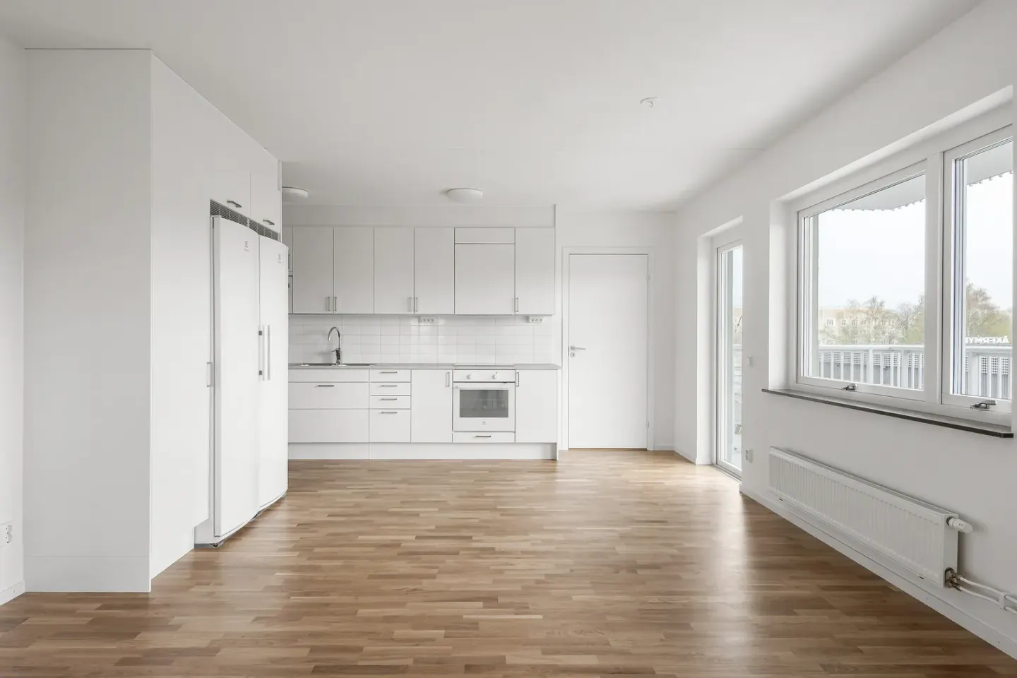 Bostadsrätt med 3 rum på Drivbänksvägen 13B i Stockholm, bild 2 av 4