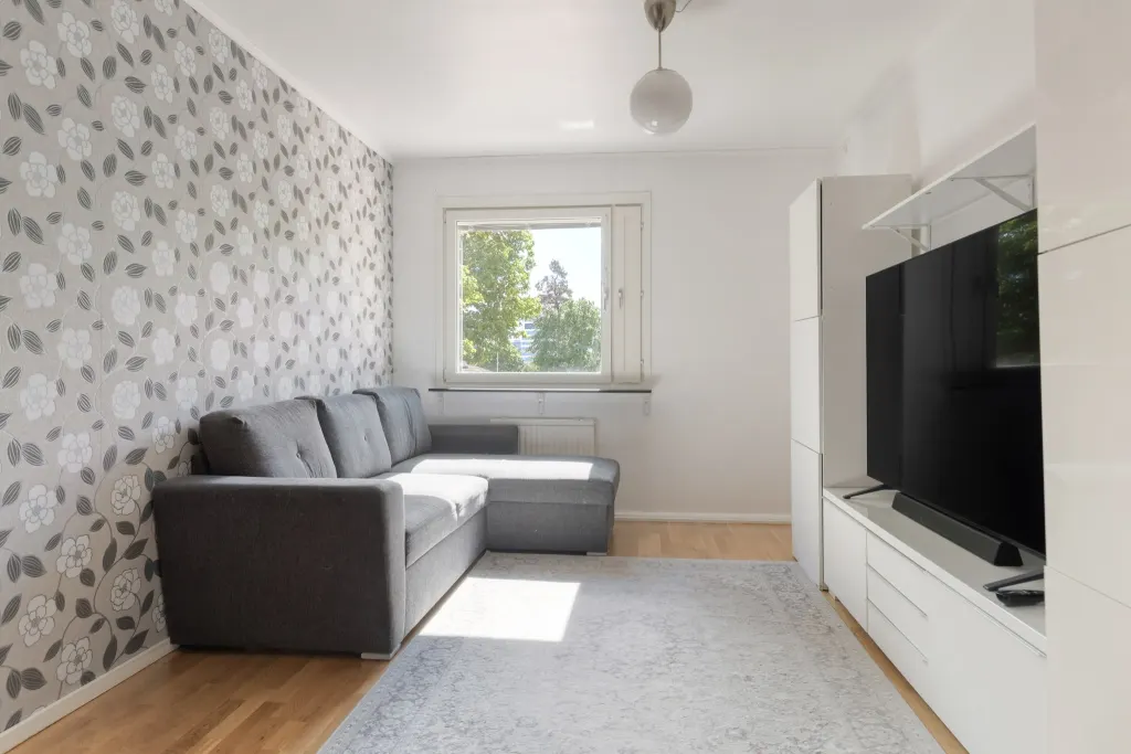Bostadsrätt med 3 rum på Terapivägen 18D i Huddinge, bild 2 av 5