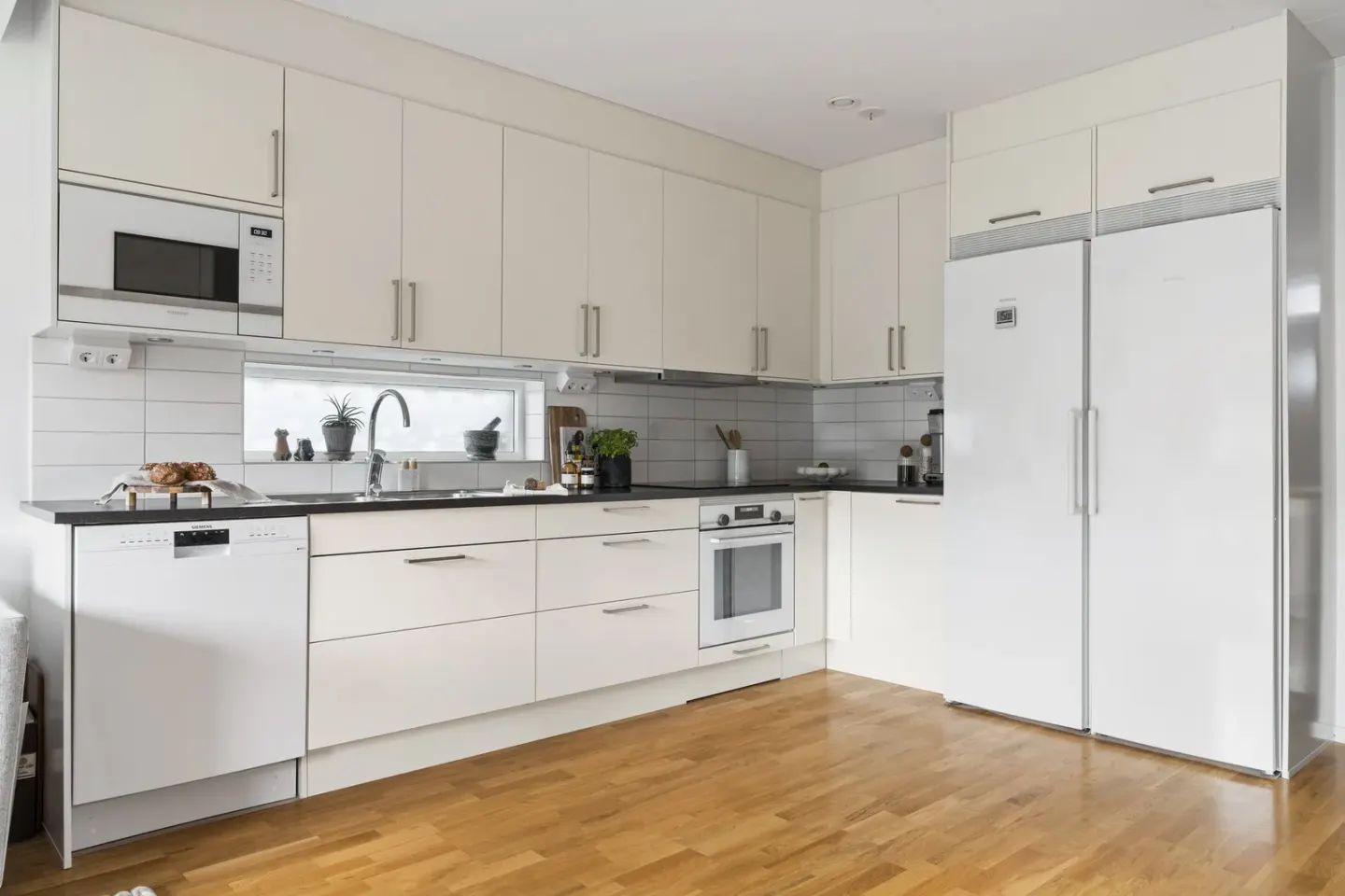 Bostadsrätt med 4 rum på Snöfågelgatan 53 i Helsingborg, bild 4 av 4