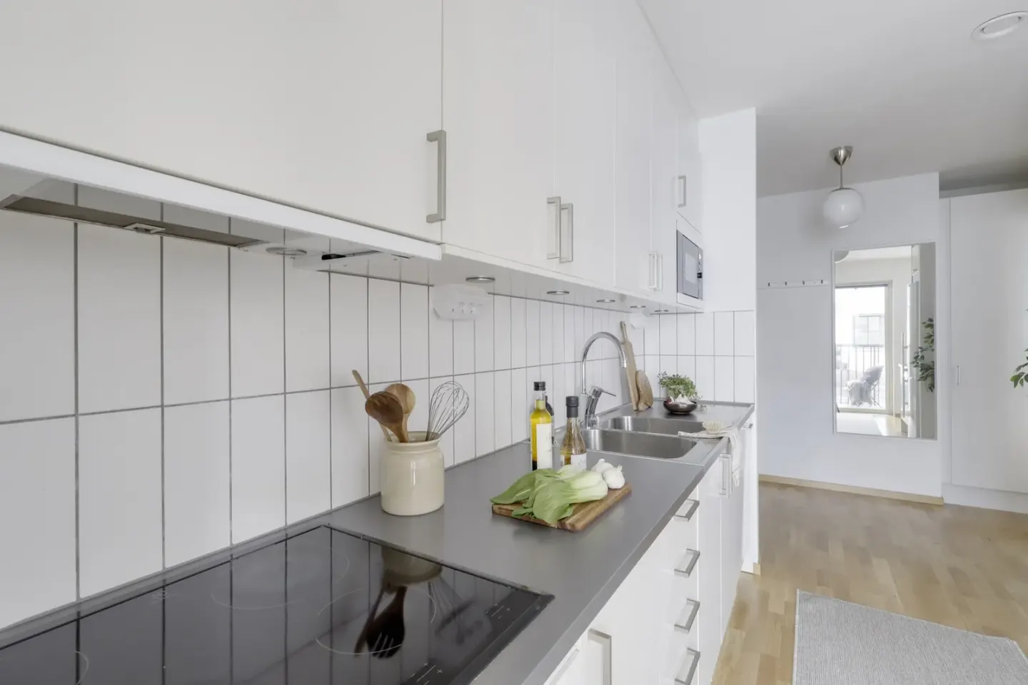 Bostadsrätt med 2,5 rum på Långängen 12 i Göteborg, bild 2 av 4