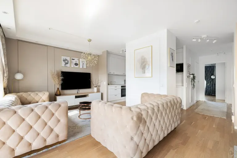 Bostadsrätt med 3 rum på Karlslundsvägen 30 i Järfälla