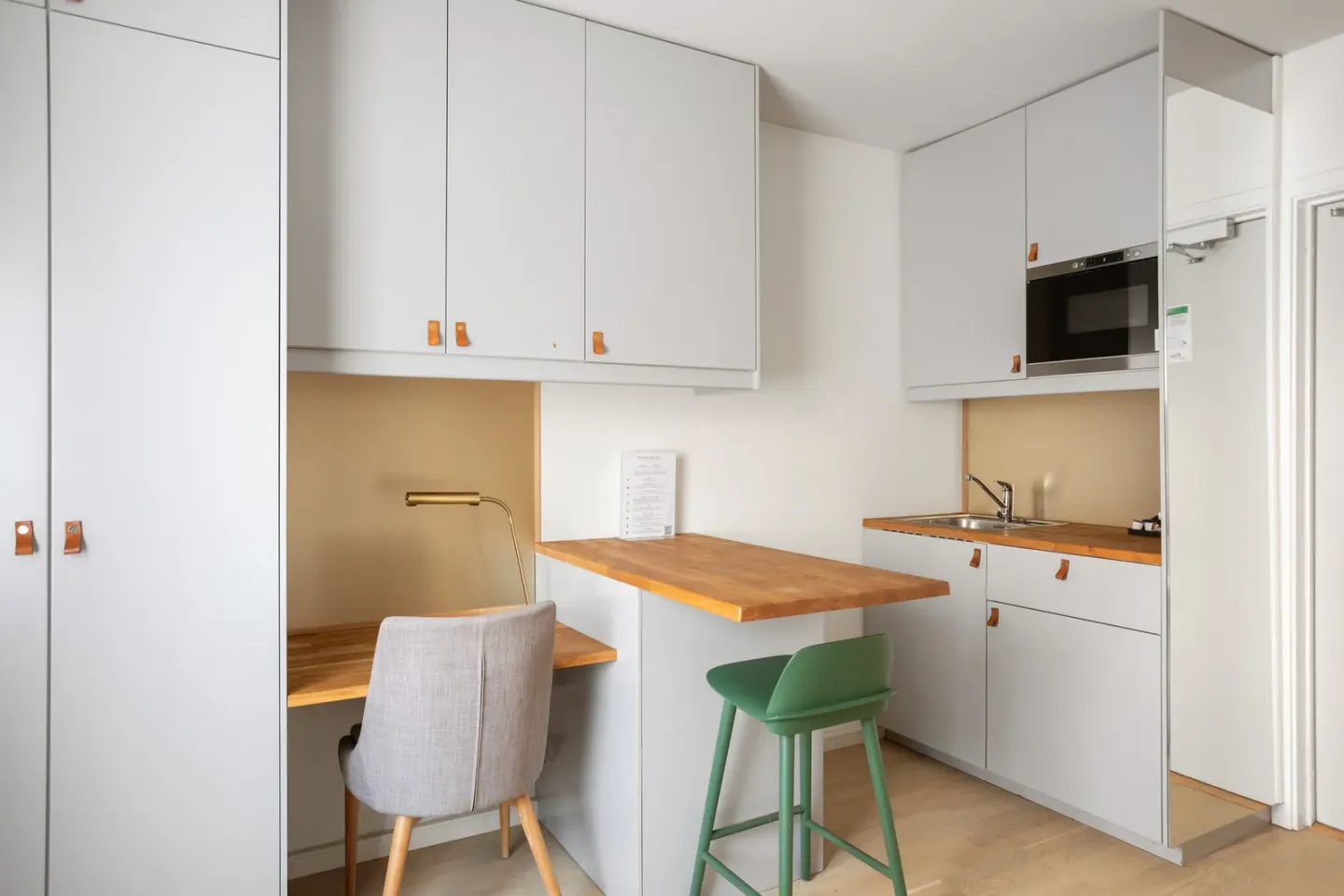 Bostadsrätt med 1 rum på Cedergrensvägen 16 i Stockholm, bild 3 av 4