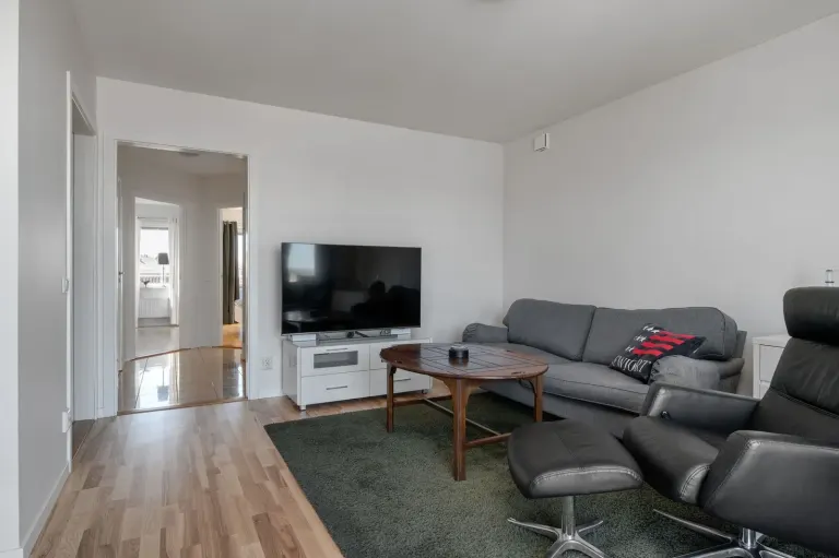 Bostadsrätt med 4 rum på Järnvägsgatan 2A i Linköping, bild 3 av 4