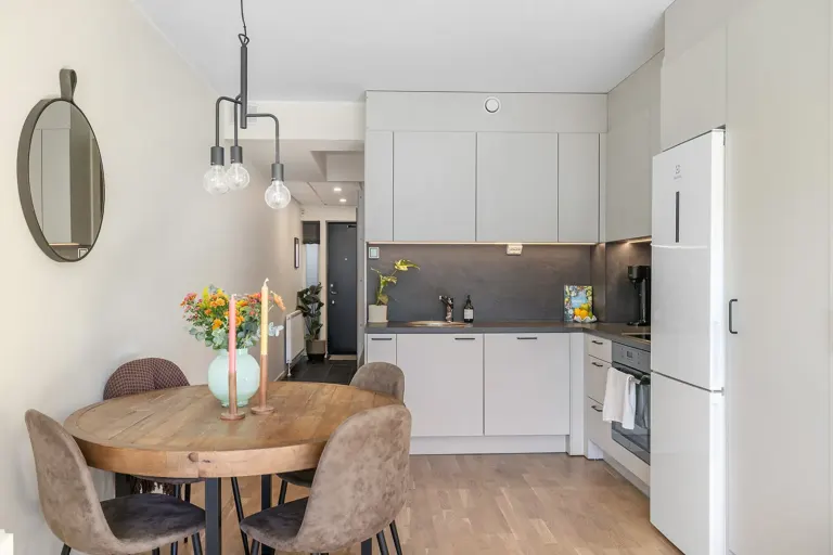 Bostadsrätt med 1,5 rum på Segersällsvägen 3 i Järfälla, bild 2 av 4