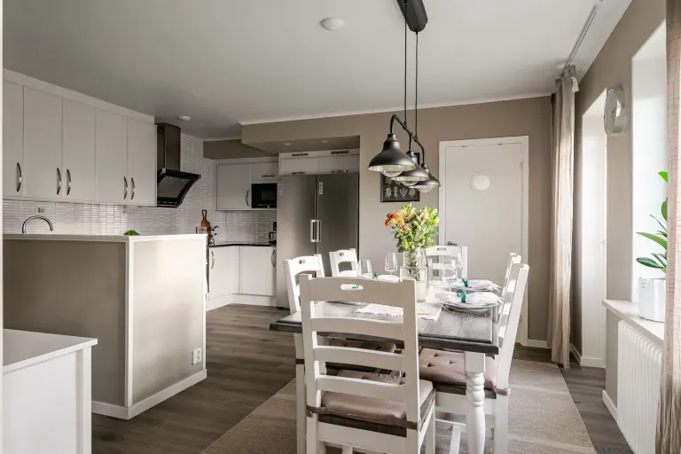 Bostadsrätt med 3 rum på Burensköldsvägen 32A i Mjölby