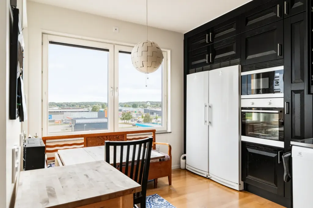 Bostadsrätt med 5 rum på Olaus Martinis väg 2 i Nyköping, bild 4 av 4