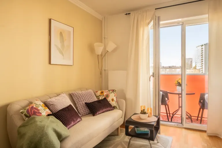 Bostadsrätt med 1 rum på Skebokvarnsvägen 376 i Stockholm