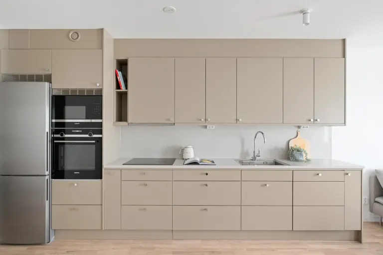 Bostadsrätt med 2 rum på Armborstvägen 22 i Stockholm, bild 2 av 4