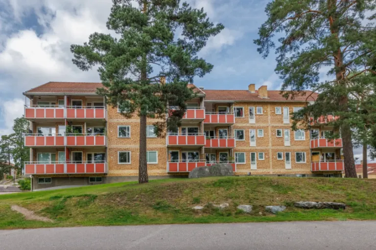 Hyresrätt med 2 rum på Skogsvägen 3A i Hallstahammar, bild 2 av 5