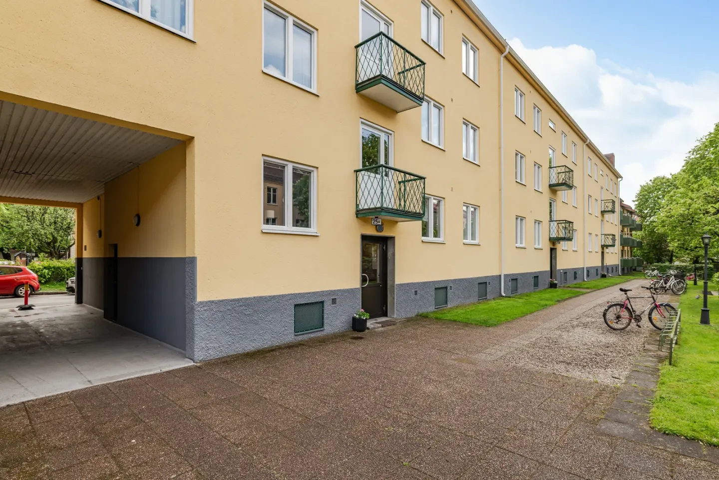 Bostadsrätt med 4 rum på Venavägen 25A i Örebro, bild 4 av 4
