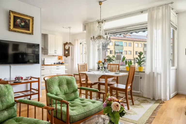 Bostadsrätt med 3 rum på Hagebygatan 55 i Norrköping, bild 2 av 4