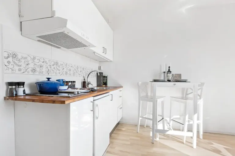 Bostadsrätt med 1 rum på Trehörningen 3 i Järfälla