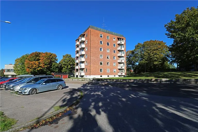 Hyresrätt med 3 rum på Västeråsvägen 11 i Köping