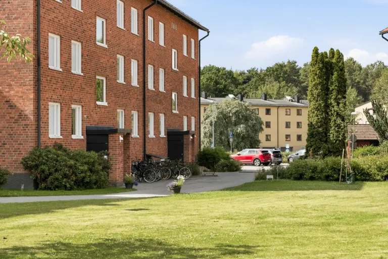 Bostadsrätt med 2 rum på Fågelbovägen 21A i Nyköping, bild 2 av 4