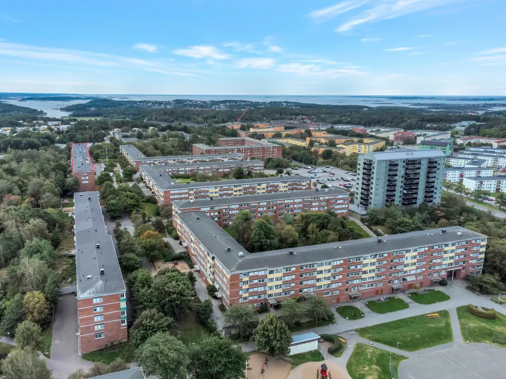 Bostadsrätt med 3 rum på Topasgatan 76 i Göteborg, bild 3 av 4
