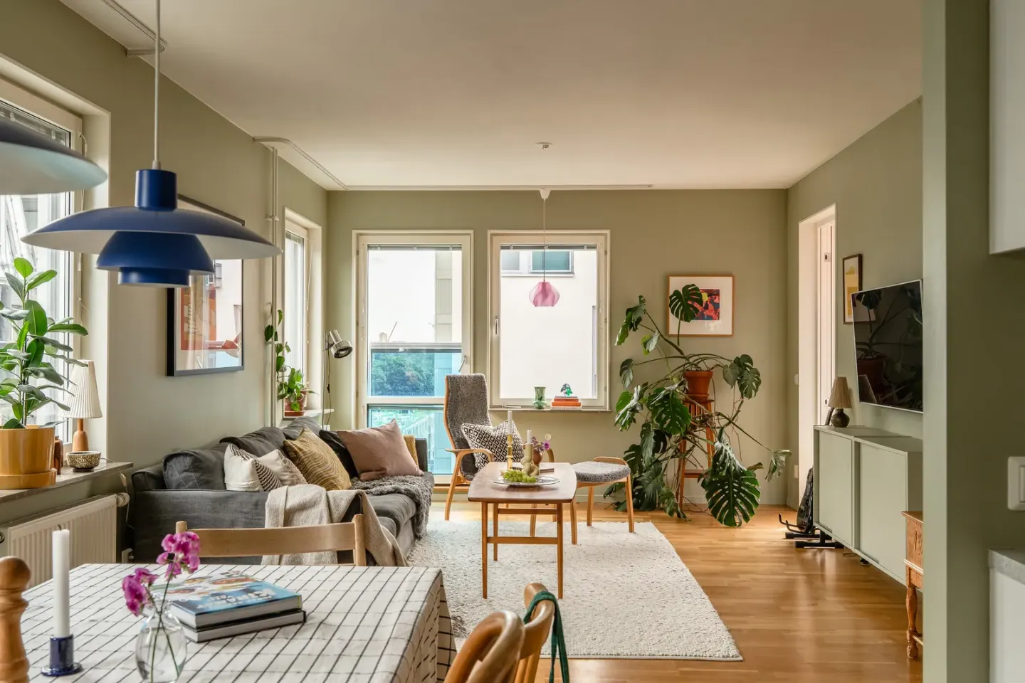 Bostadsrätt med 3 rum på Mobilgatan 11 i Stockholm, bild 2 av 4