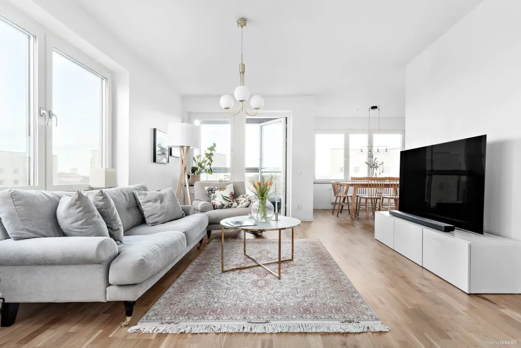 Bostadsrätt med 3 rum på Jämtlandsgatan 97 i Stockholm, bild 2 av 4