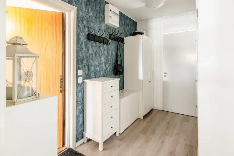 Bostadsrätt med 3 rum på Hjortronvägen 65 i Upplands-Bro, bild 4 av 4