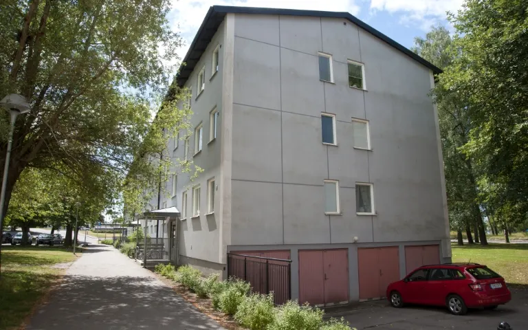 Hyresrätt med 3 rum på Kråkrisvägen 1A i Motala