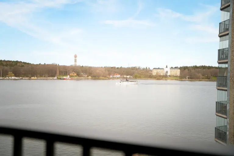 Bostadsrätt med 3 rum på Finnboda kajväg 8 i Nacka, bild 4 av 4