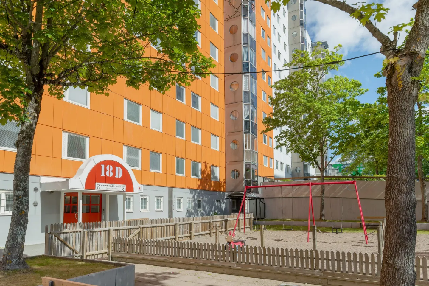 Bostadsrätt med 3 rum på Terapivägen 18D i Huddinge, bild 5 av 5