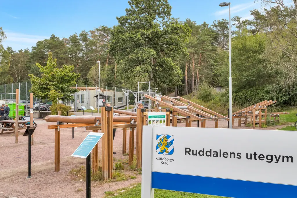Bostadsrätt med 4 rum på Briljantgatan 91 i Göteborg, bild 3 av 4