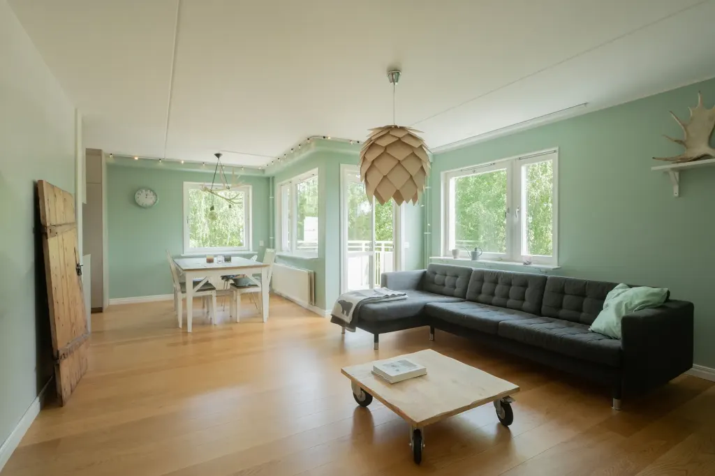 Bostadsrätt med 3 rum på Mangårdsvägen 7 i Huddinge, bild 3 av 4