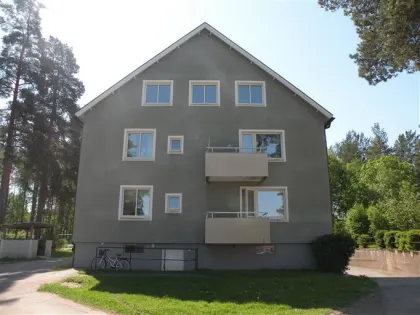 Hyresrätt med 2 rum på Gläntstigen 8 A i Säffle