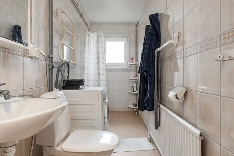 Bostadsrätt med 3 rum på Gyridsvägen 6A i Karlstad, bild 4 av 4