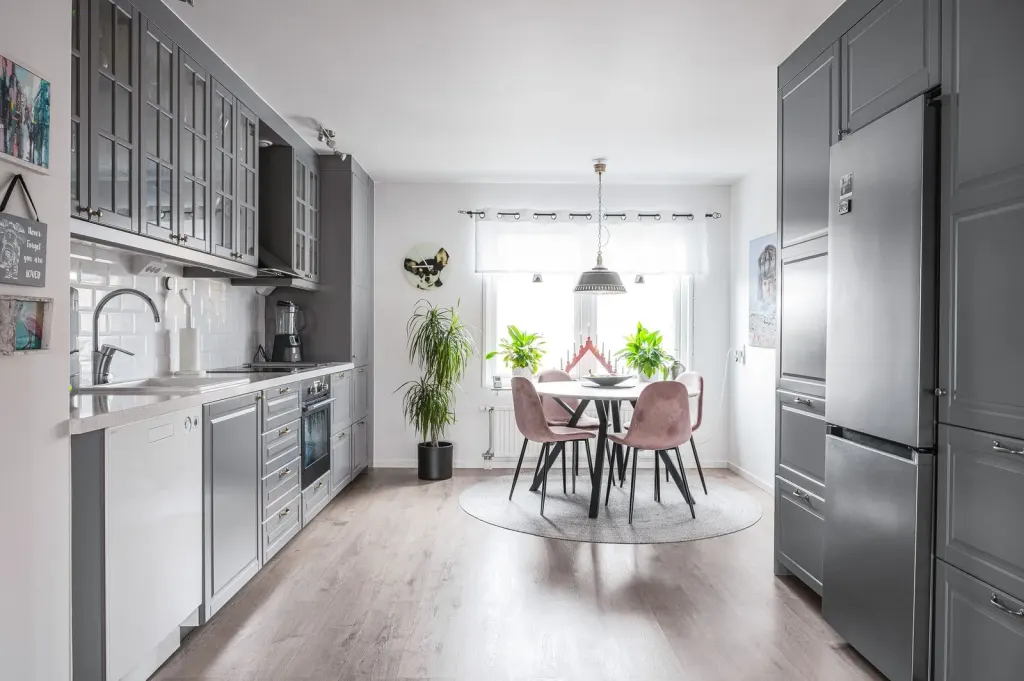 Bostadsrätt med 4 rum på Barkvägen 67 A Skövde i Skövde, bild 2 av 4