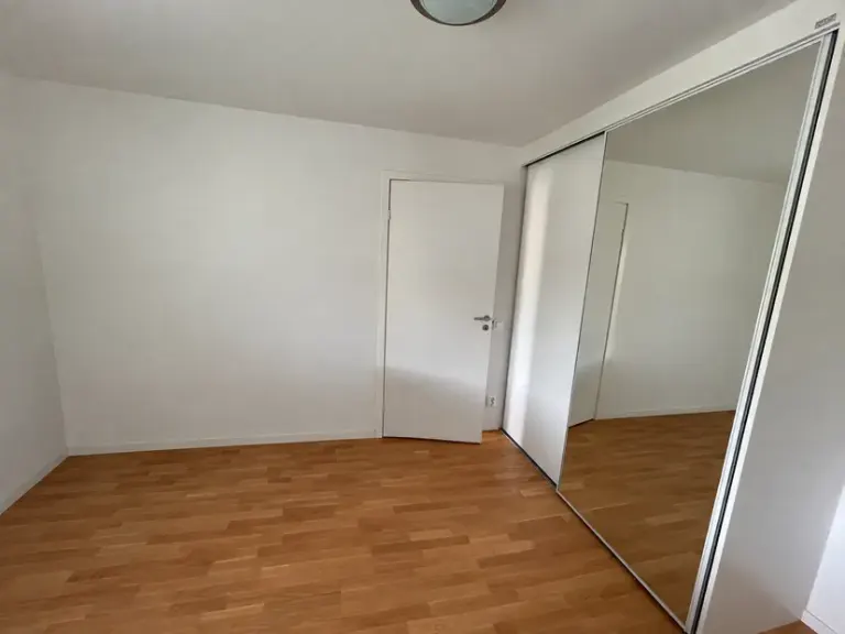 Hyresrätt med 2 rum på Lantmannavägen 39 i Trollhättan, bild 4 av 5