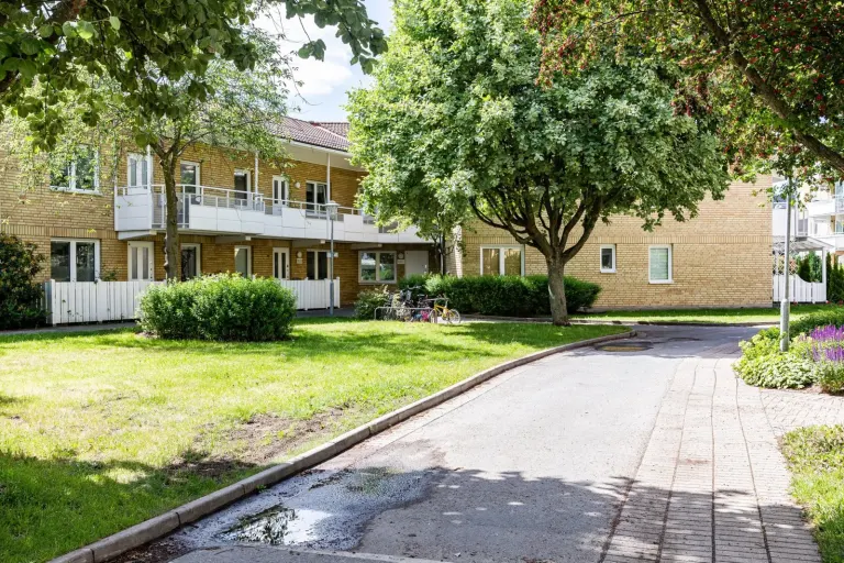 Bostadsrätt med 3 rum på Västertorpsvägen 148 i Stockholm, bild 2 av 4