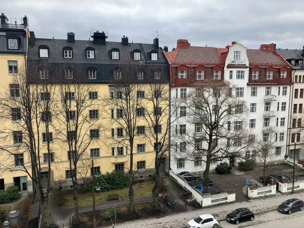 Bostadsrätt med 2 rum på Karlbergsvägen 70B i Stockholm, bild 2 av 4