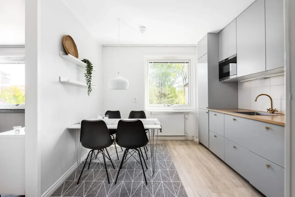 Bostadsrätt med 2 rum på Djurgårdsgatan 11 i Linköping, bild 2 av 4