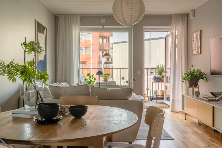 Bostadsrätt med 4 rum på Årstaskogs Väg 7B i Stockholm