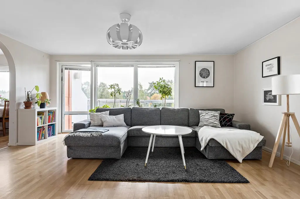 Bostadsrätt med 4 rum på Altfiolsvägen 6 i Uppsala, bild 2 av 4