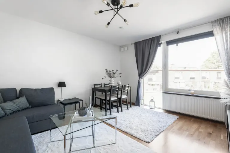 Bostadsrätt med 2 rum på Kirunagatan 25J i Stockholm, bild 2 av 4