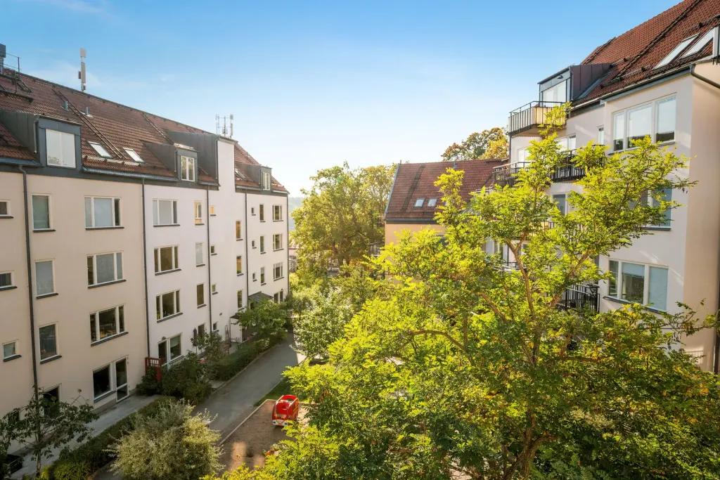 Bostadsrätt med 3 rum på Fingerörtsvägen 3 i Nacka, bild 2 av 4