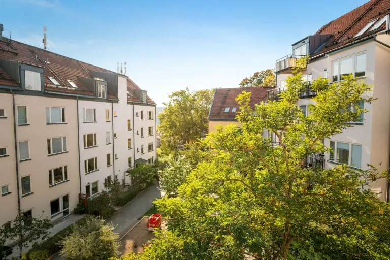Bostadsrätt med 3 rum på Fingerörtsvägen 3 i Nacka, bild 2 av 4