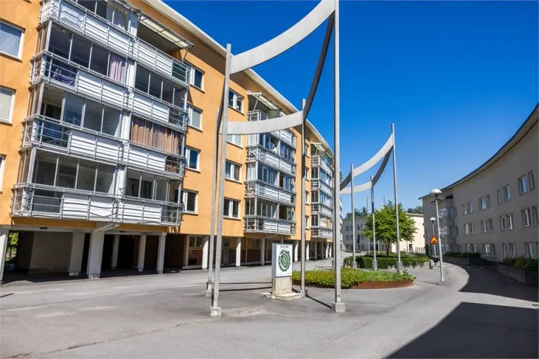 Hyresrätt med 3 rum på Silverringen 47 i Norrköping, bild 2 av 2