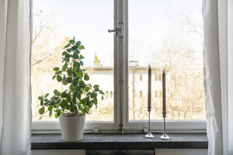 Bostadsrätt med 2 rum på Knypplerskevägen 7 i Stockholm, bild 2 av 4