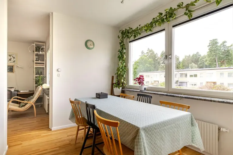 Bostadsrätt med 3 rum på Stenbrötsgatan 19 i Linköping, bild 3 av 4