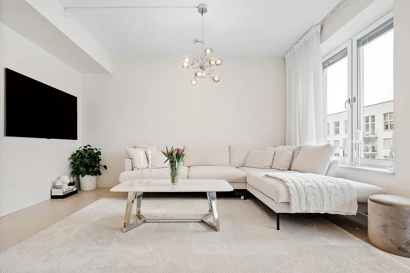 Bostadsrätt med 3 rum på Karlslundsvägen 14 - våning 4 i Järfälla, bild 3 av 4